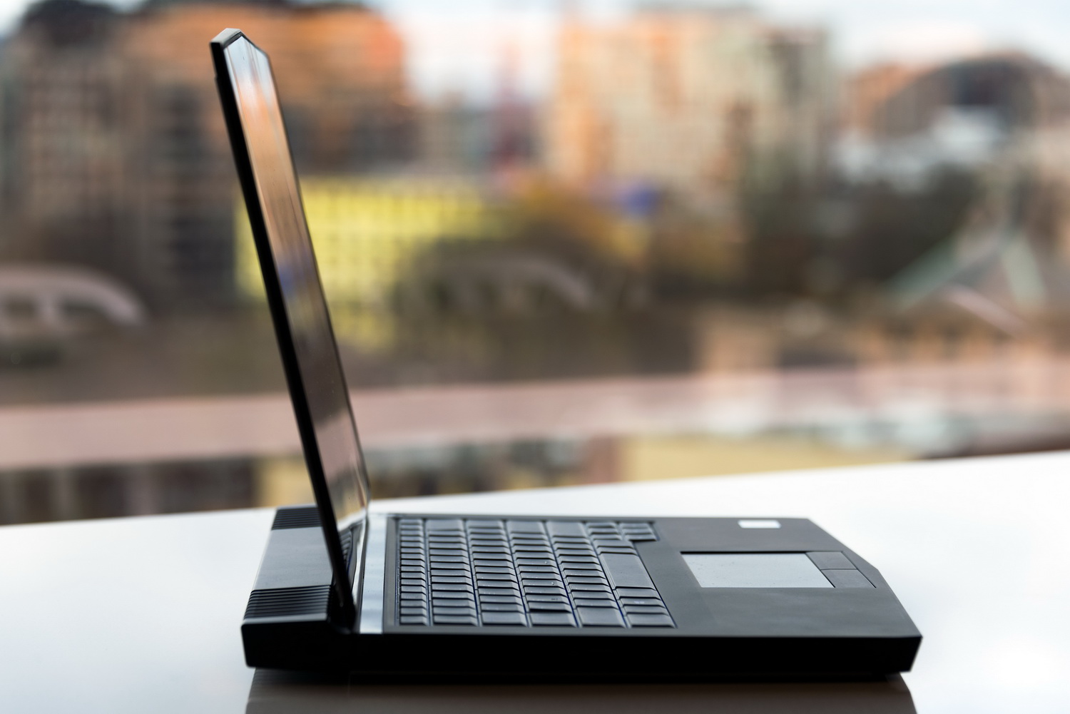 Alienware 13 R3 Review | Digital Trends