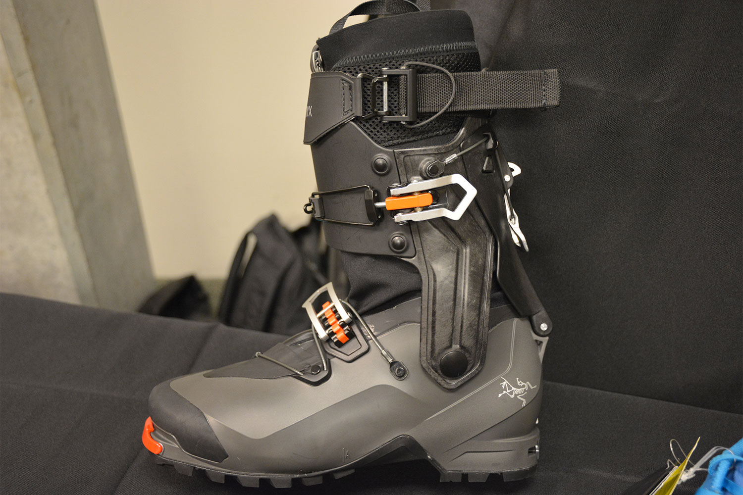 Arcteryx shop ski boots