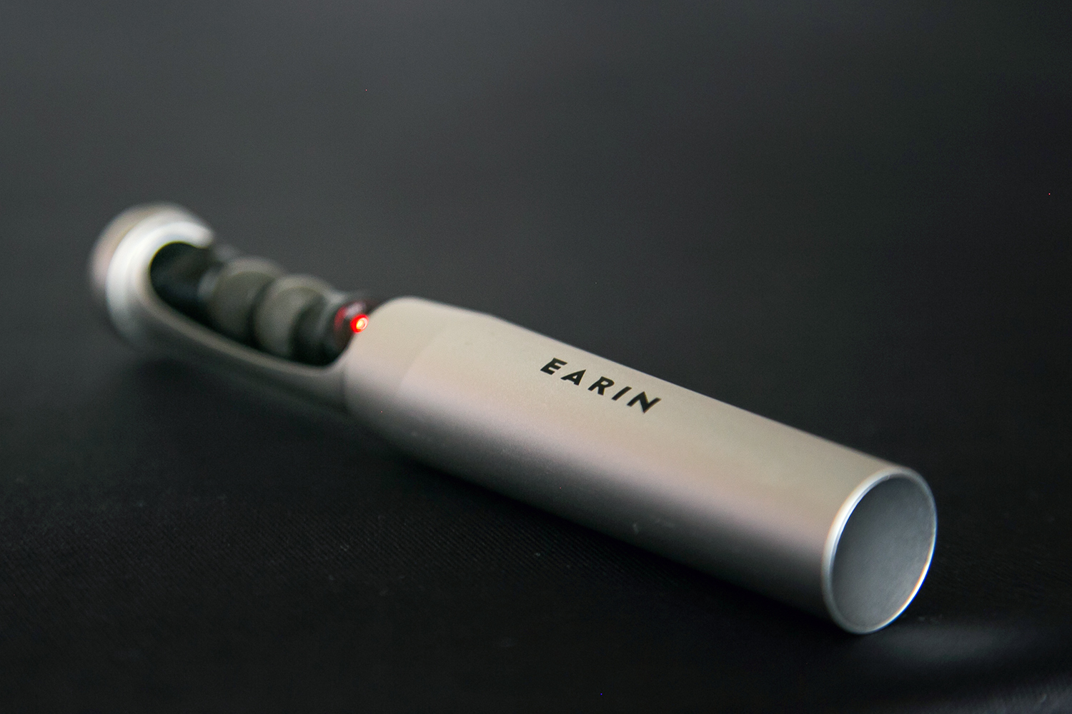 Wireless Earbud Maker Earin Acquired By Will.i.am's I.am+ | Digital