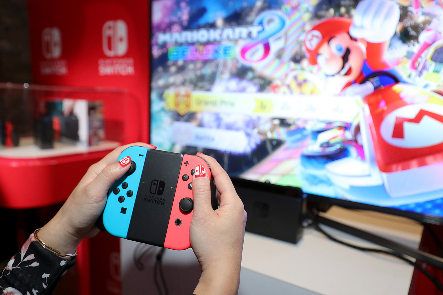 Do nintendo switch controllers deals need to be charged