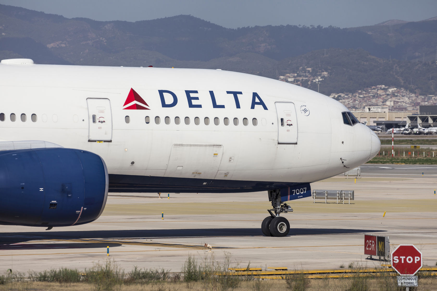 CrowdStrike denies responsibility for Delta airline outage