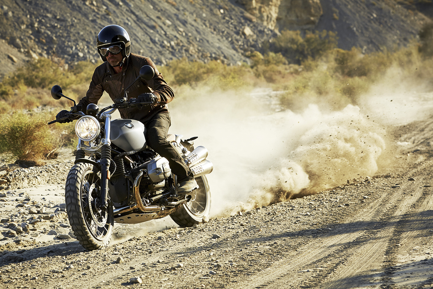 best motorcycles for beginners scrambler bmw  r ninet2