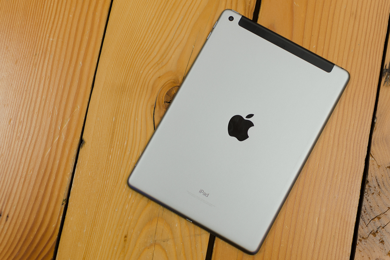 Apple iPad Review (2017): The Best All-Around Tablet | Digital Trends