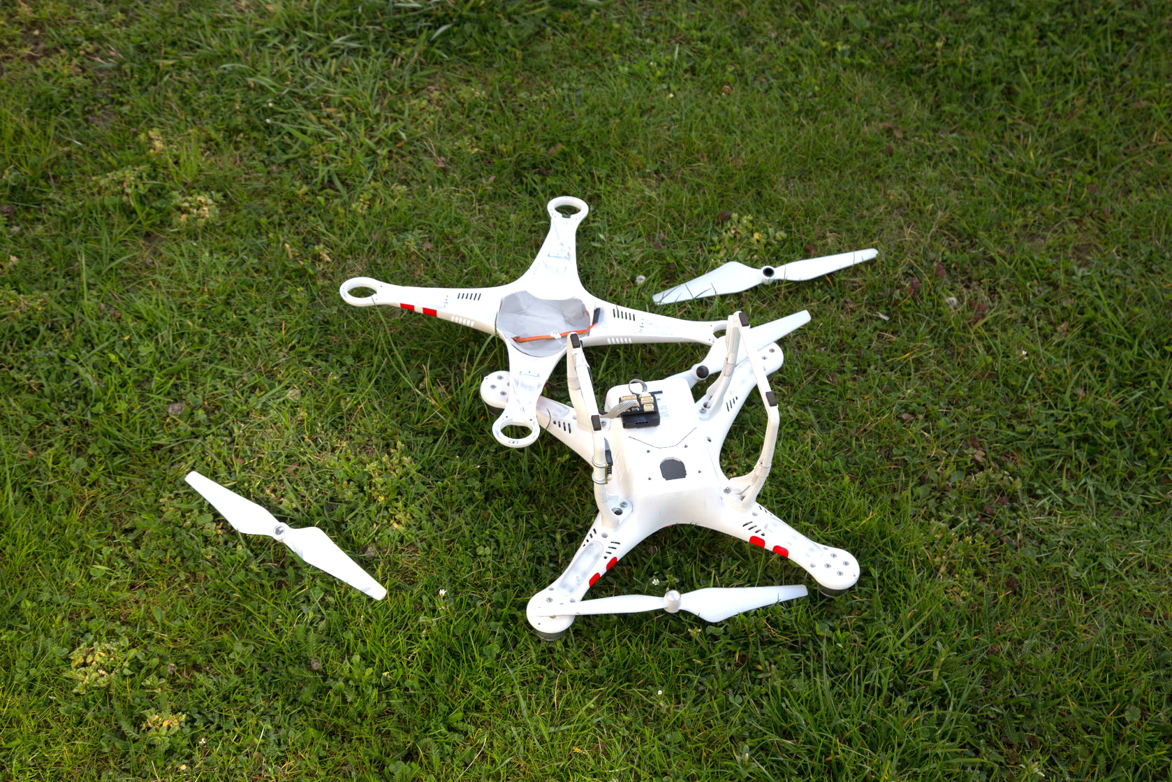 Broken drones cheap for sale