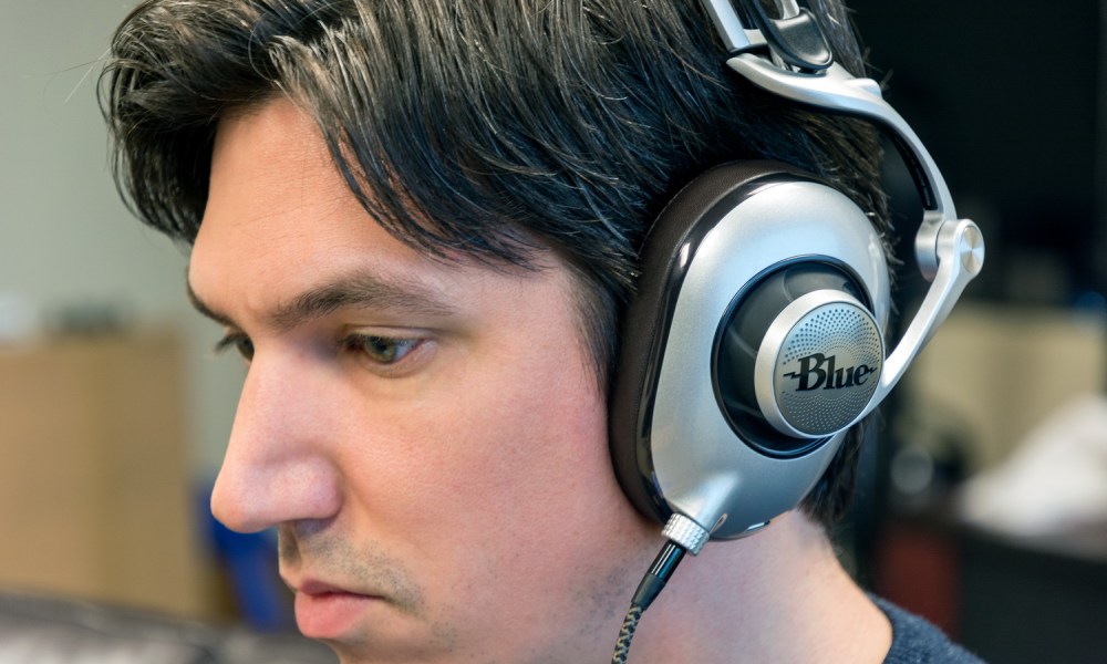 Blue Ella planar magnetic headphone review