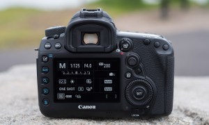 Canon EOS 5D Mark IV