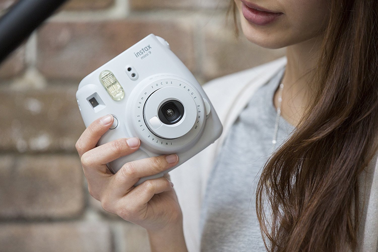Fujifilm's new Instax Mini 40 is a $100 vintage-looking toy - The
