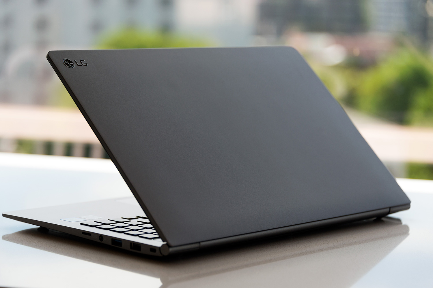 LG Gram 15.6-inch 15Z970-A.AAS7U1 Laptop Review | Digital Trends