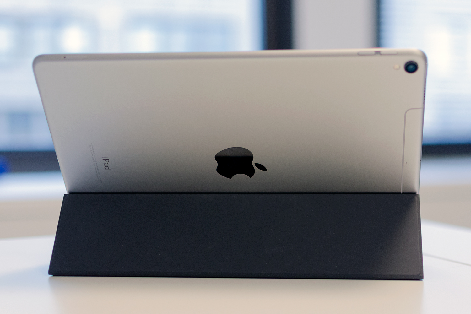 iPad Pro 10.5-inch Review: Bigger Does Mean Better | Digital Trends