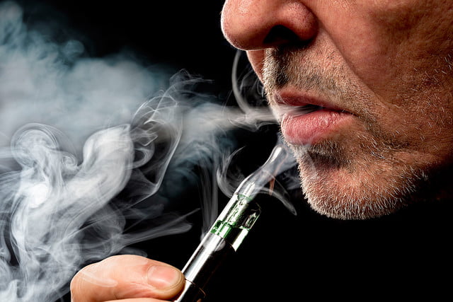 Careful Plugging an E cigarette Into Your PC Could be Bad for Its