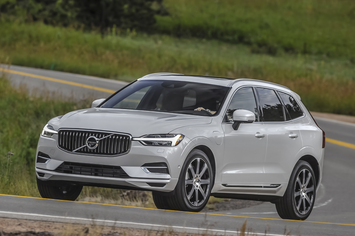 Volvo xc60 online t8 2018