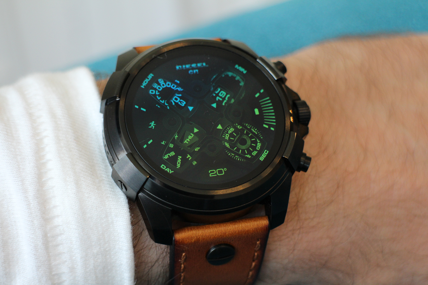 Most store stylish smartwatch