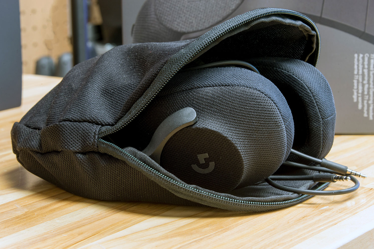 Logitech s G433 Gaming Headset Looks Better Than It Sounds