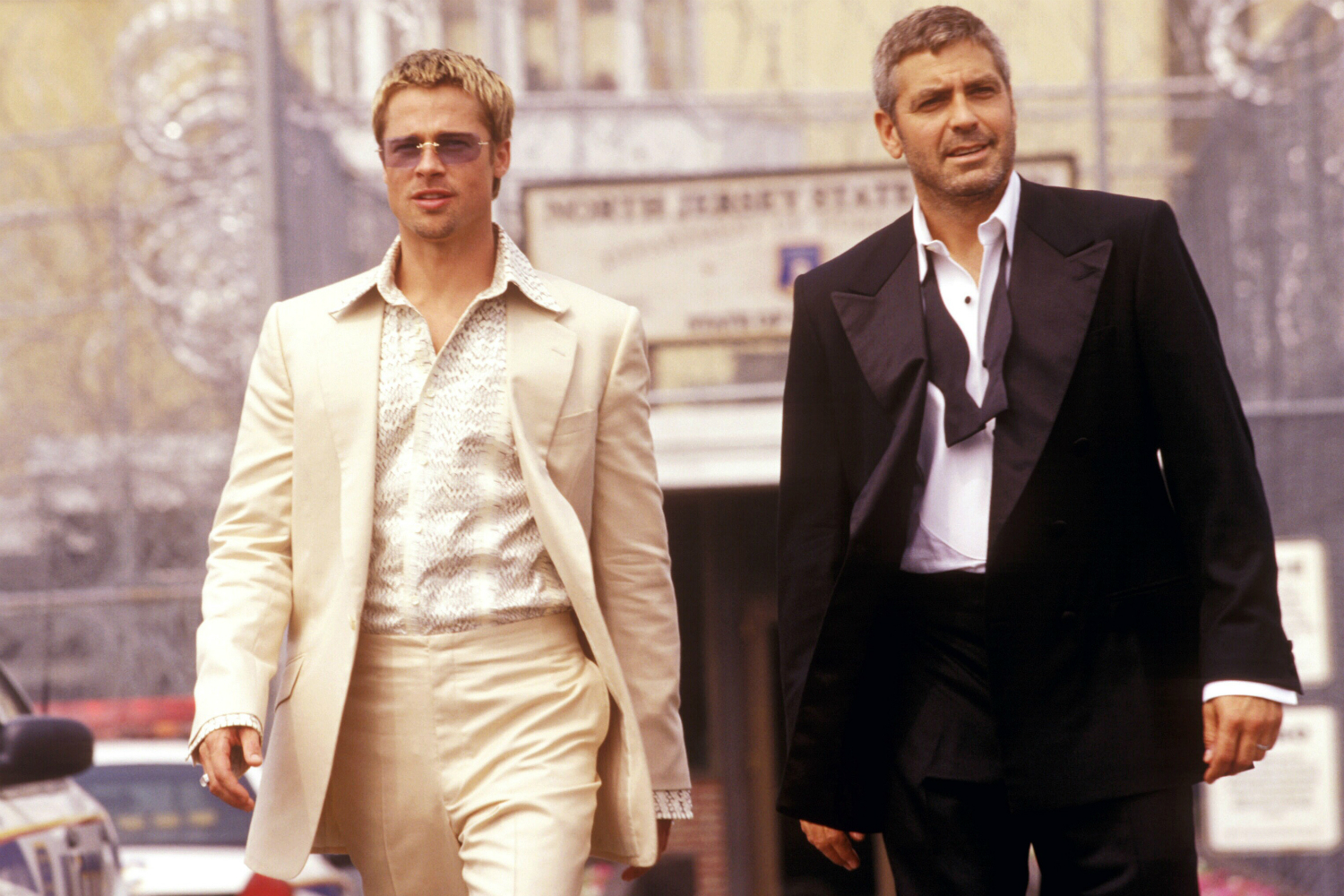 Brad Pitt y George Clooney en Ocean's Eleven