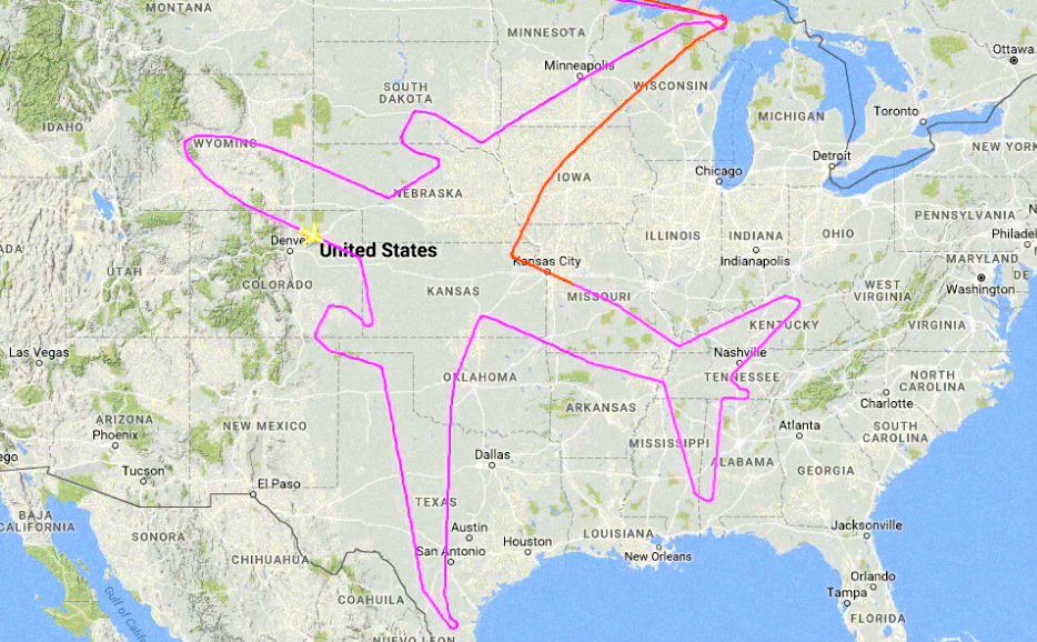 Boeing Pilot Spends 18 Hours Drawing A Giant Plane In The Sky