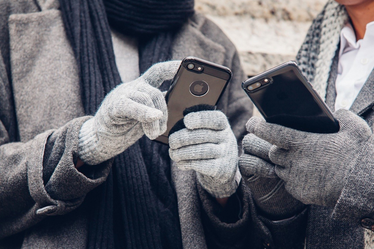 gloves for smartphone use