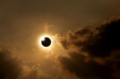 How to Take Pictures of a Solar Eclipse | Digital Trends