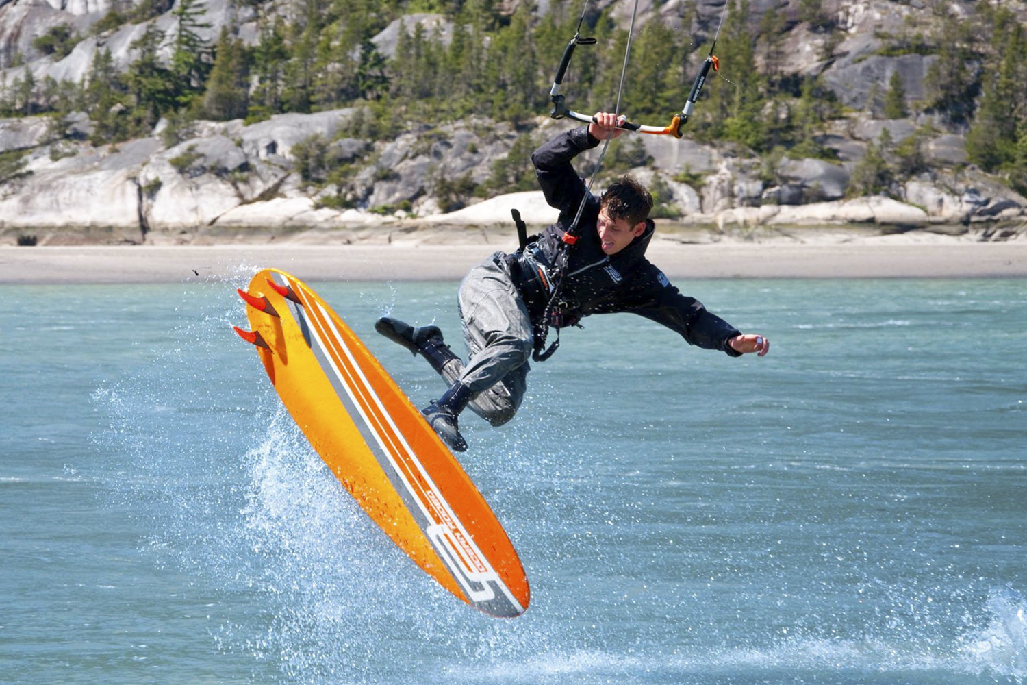 Chase The Wind With Our Guide To Kitesurfing Equipment For Beginners ...