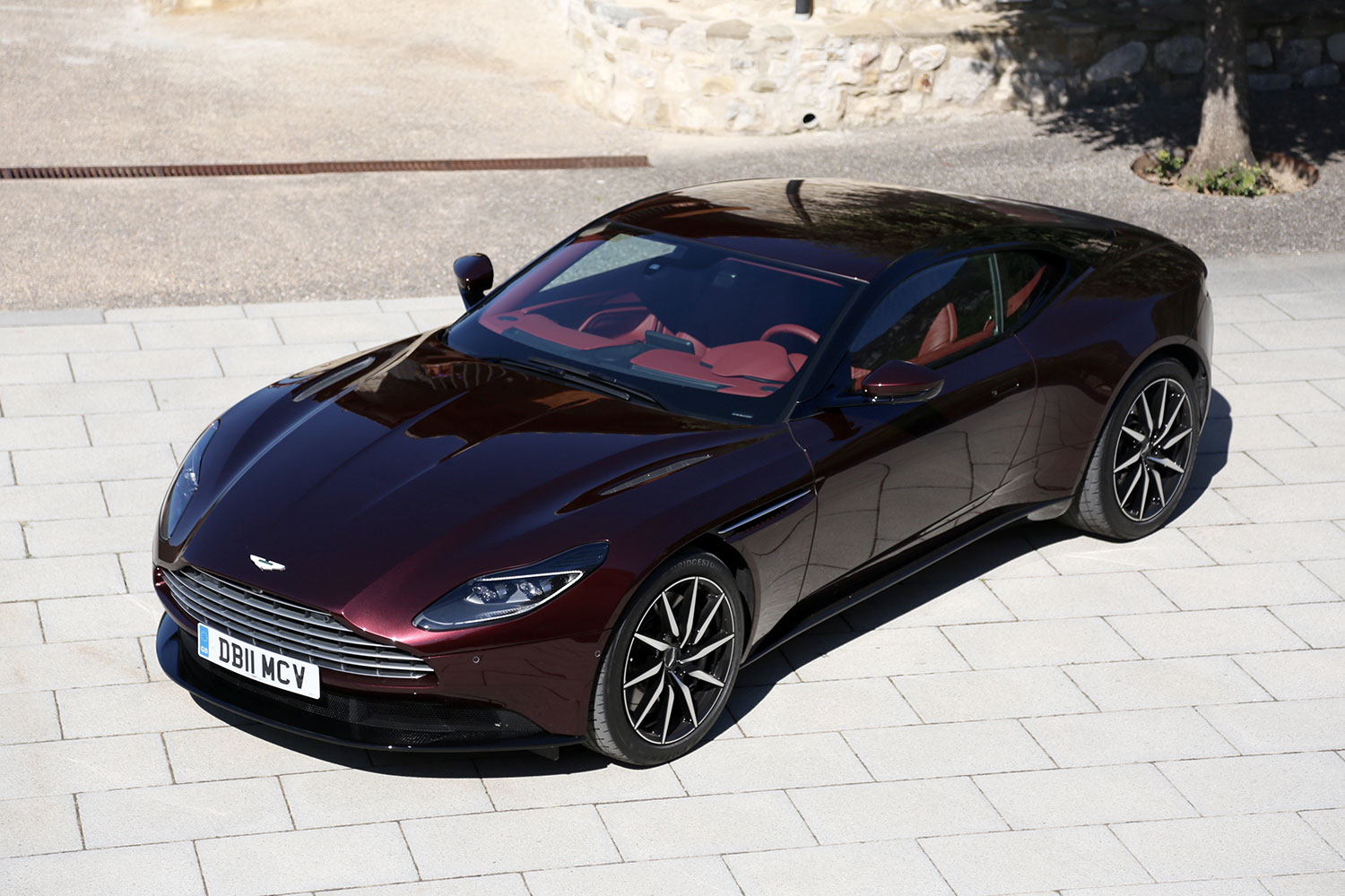 2018 Aston Martin DB11 V8 First Drive Review | Digital Trends