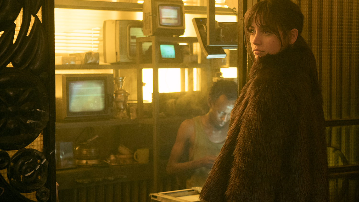 Blade Runner 2049 Review A Gorgeous Expansion Of The Original Digital Trends 0003