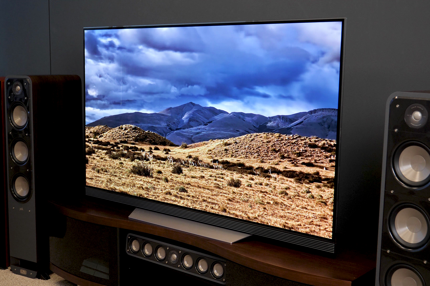 LG E7 OLED Review (OLED65E7P, OLED55E7P) | Digital Trends