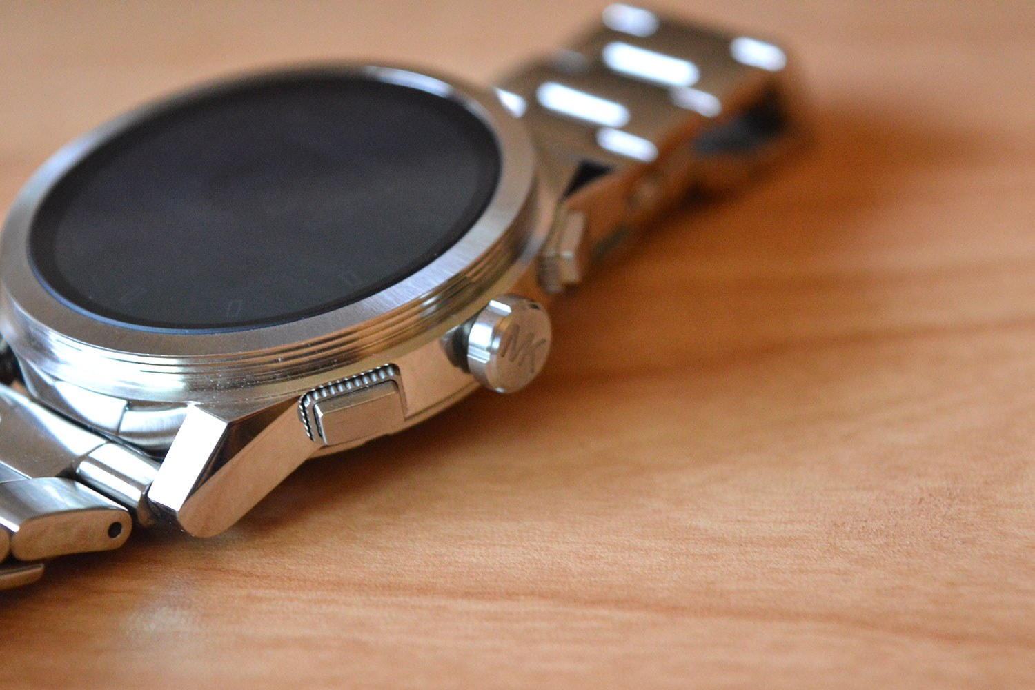 Đồng hồ Michael Kors Access Grayson Hybrid Smartwatch 47mm