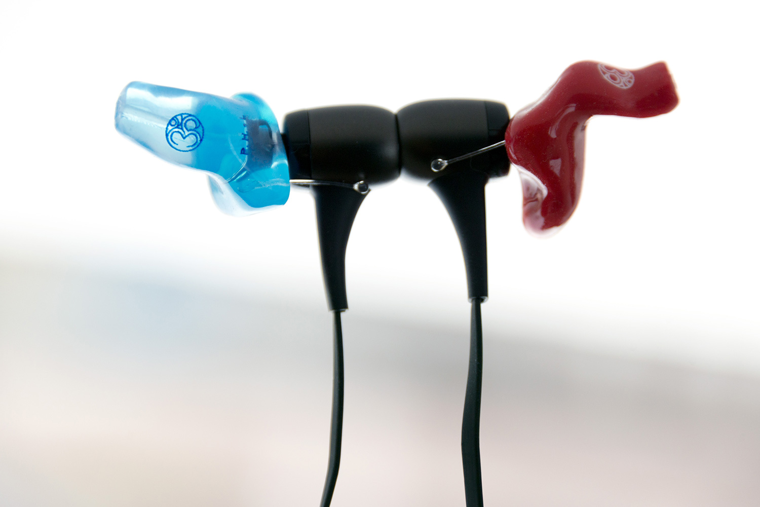 custom earbud tips