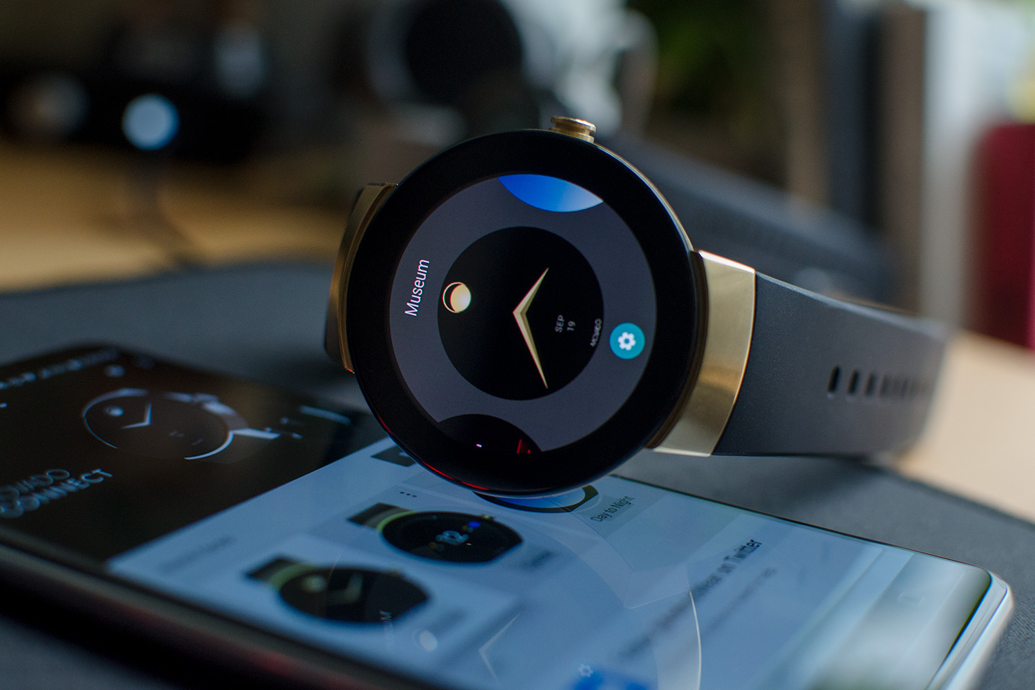 Movado smartwatch outlet best buy