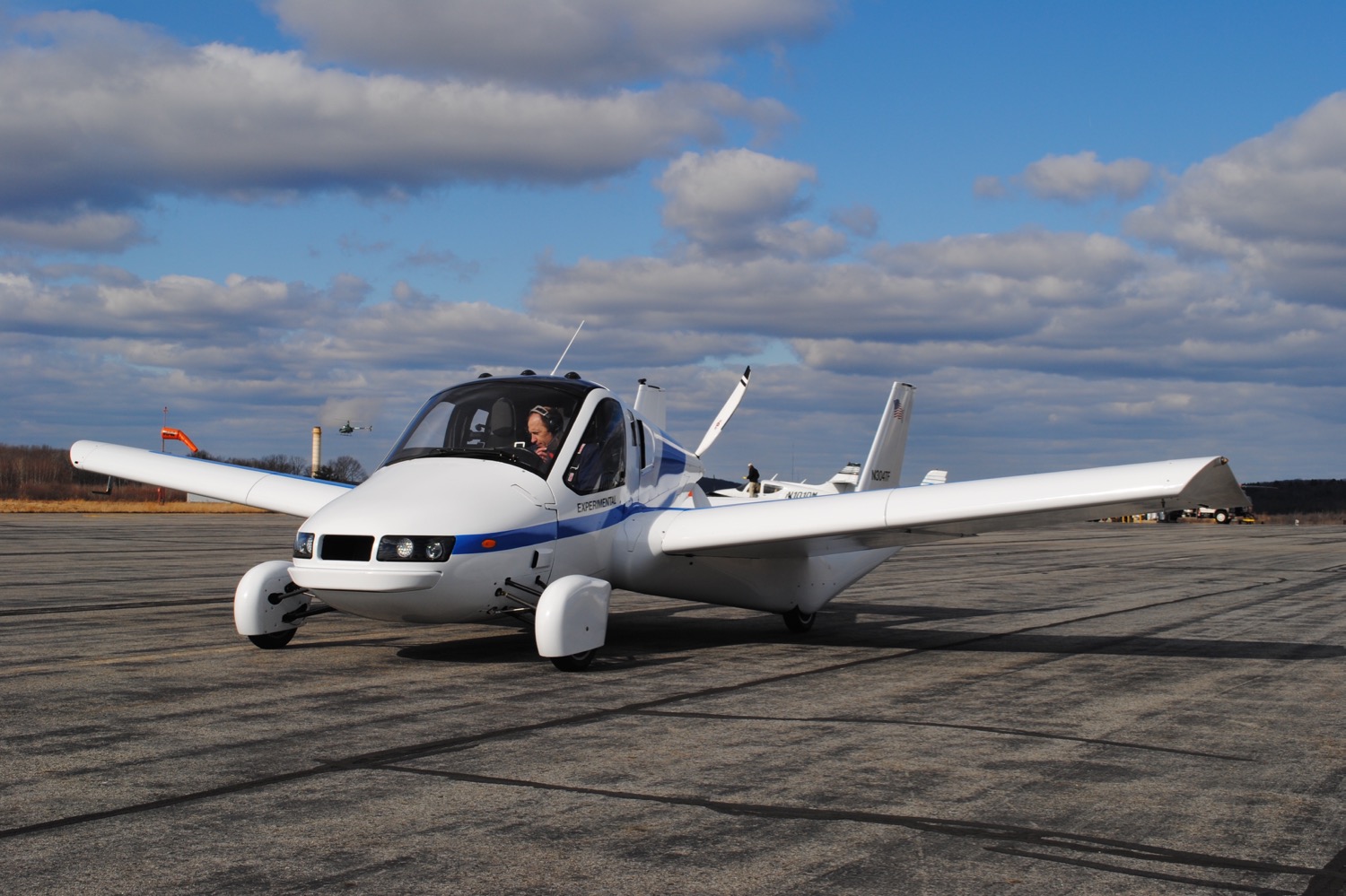 Terrafugia Transition Flying Car Will Finally Go On Sale in 2019