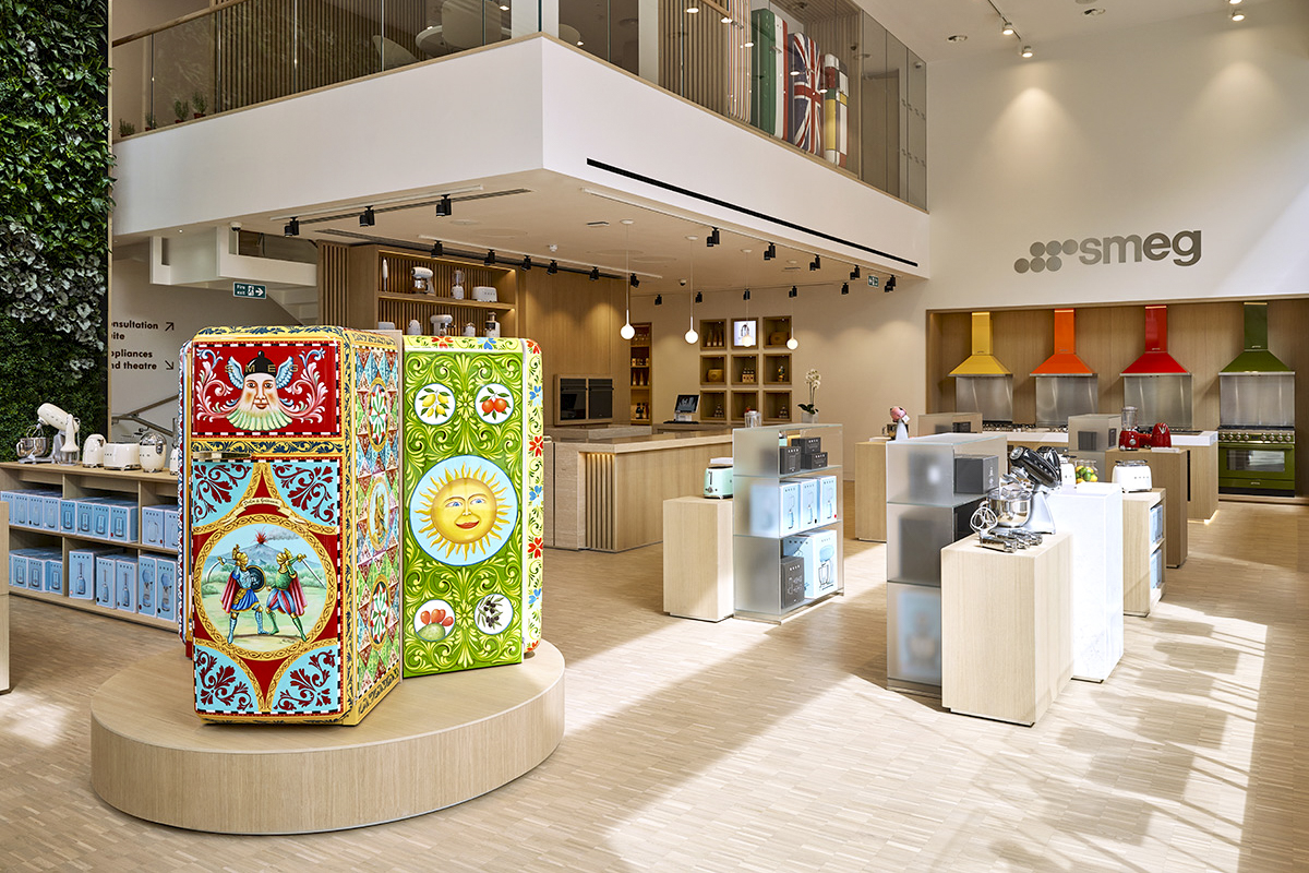 Smeg dolce outlet and gabbana fridge