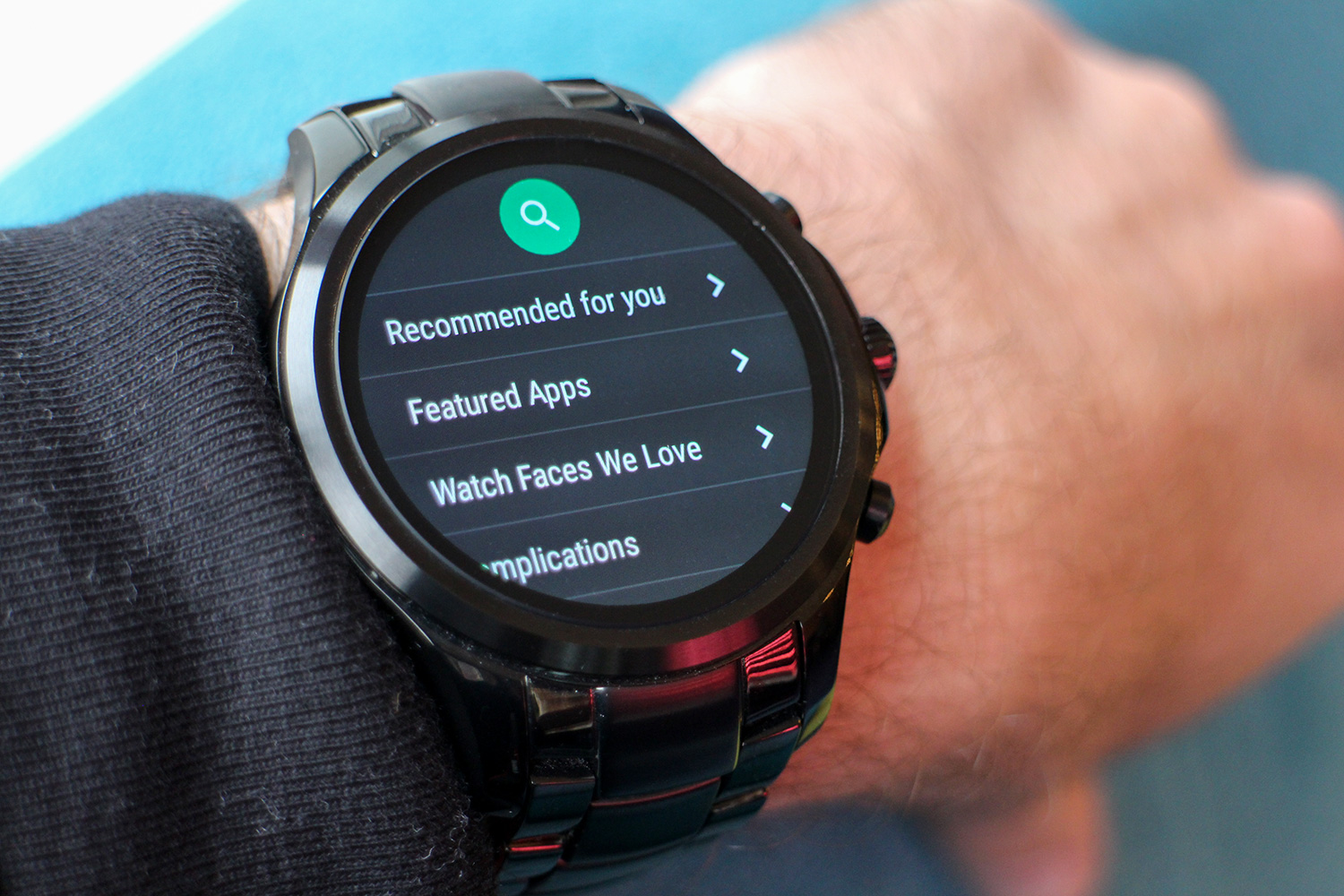 ea connected smartwatch