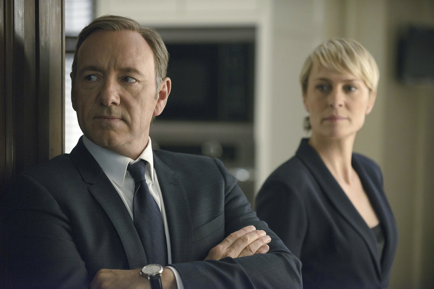 House of cards on sale streaming season 6