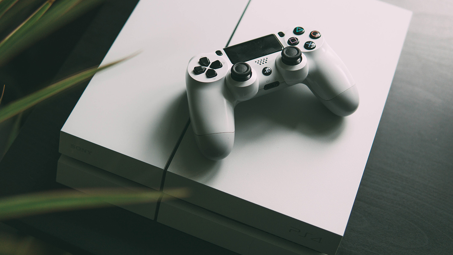 Sony Plans to support PlayStation 4 until 2023 - You can expect more  Cross-Gen Game : r/PS4