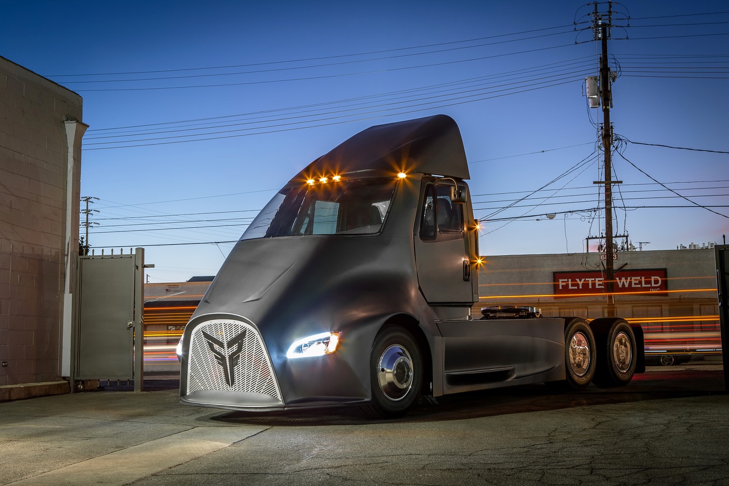 Thor Trucks ET One Electric Semi Truck News Details Specs