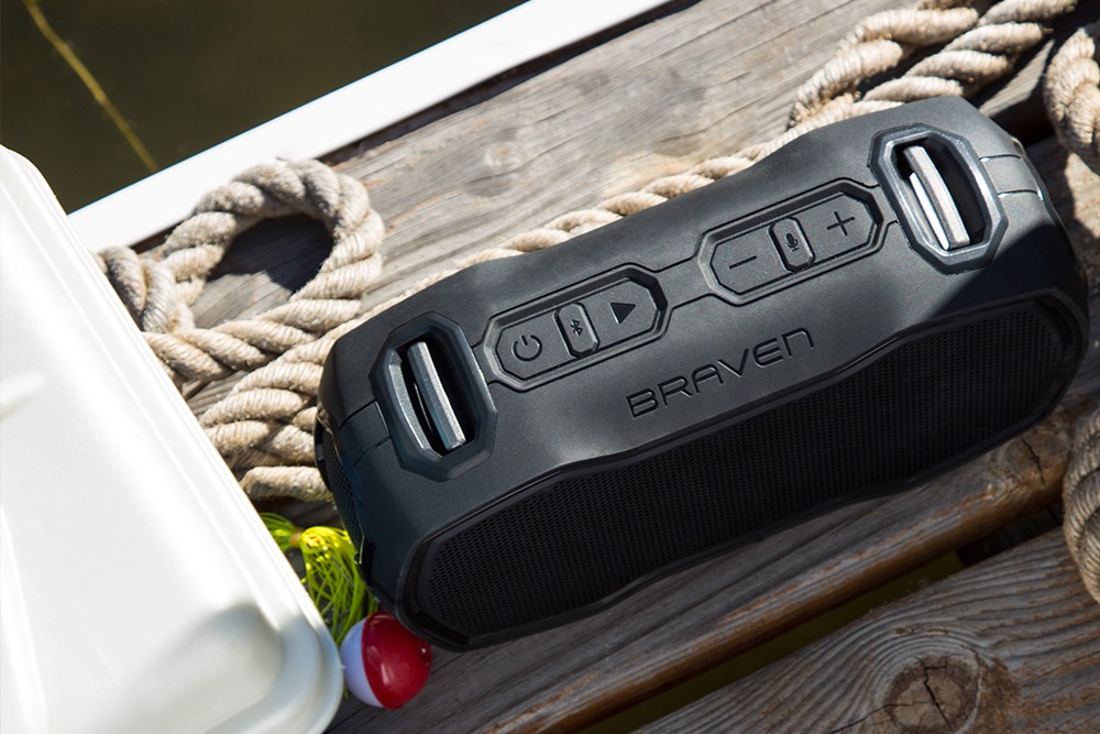 Braven Ready Elite Outdoor Waterproof Speaker. BLACK/ BLACK