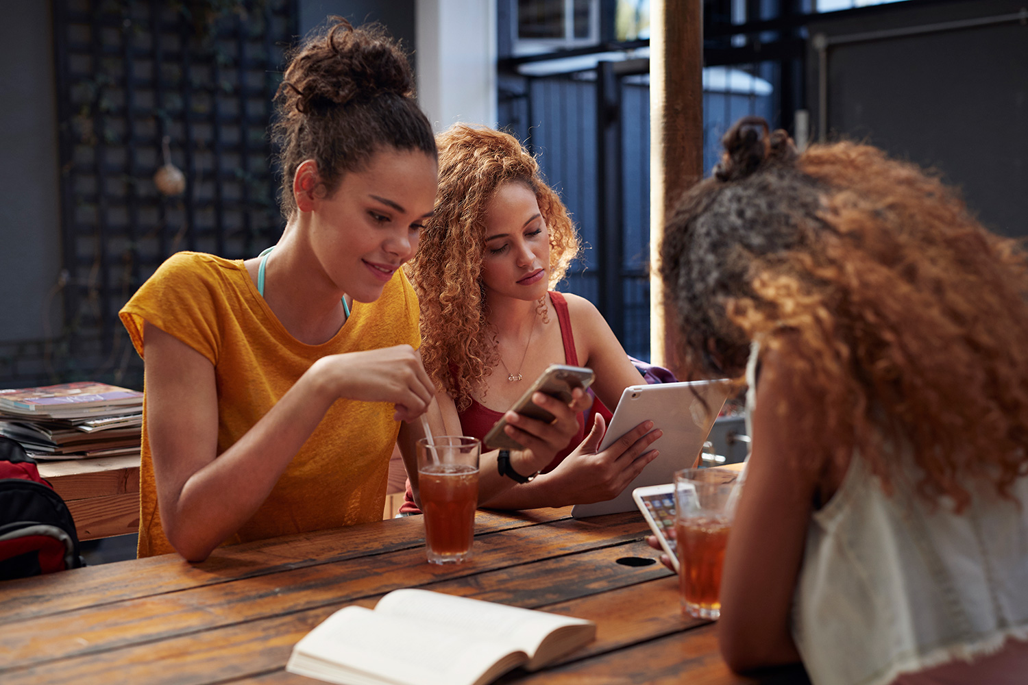 Doctor suggests regulating phones like smoking to curb addiction