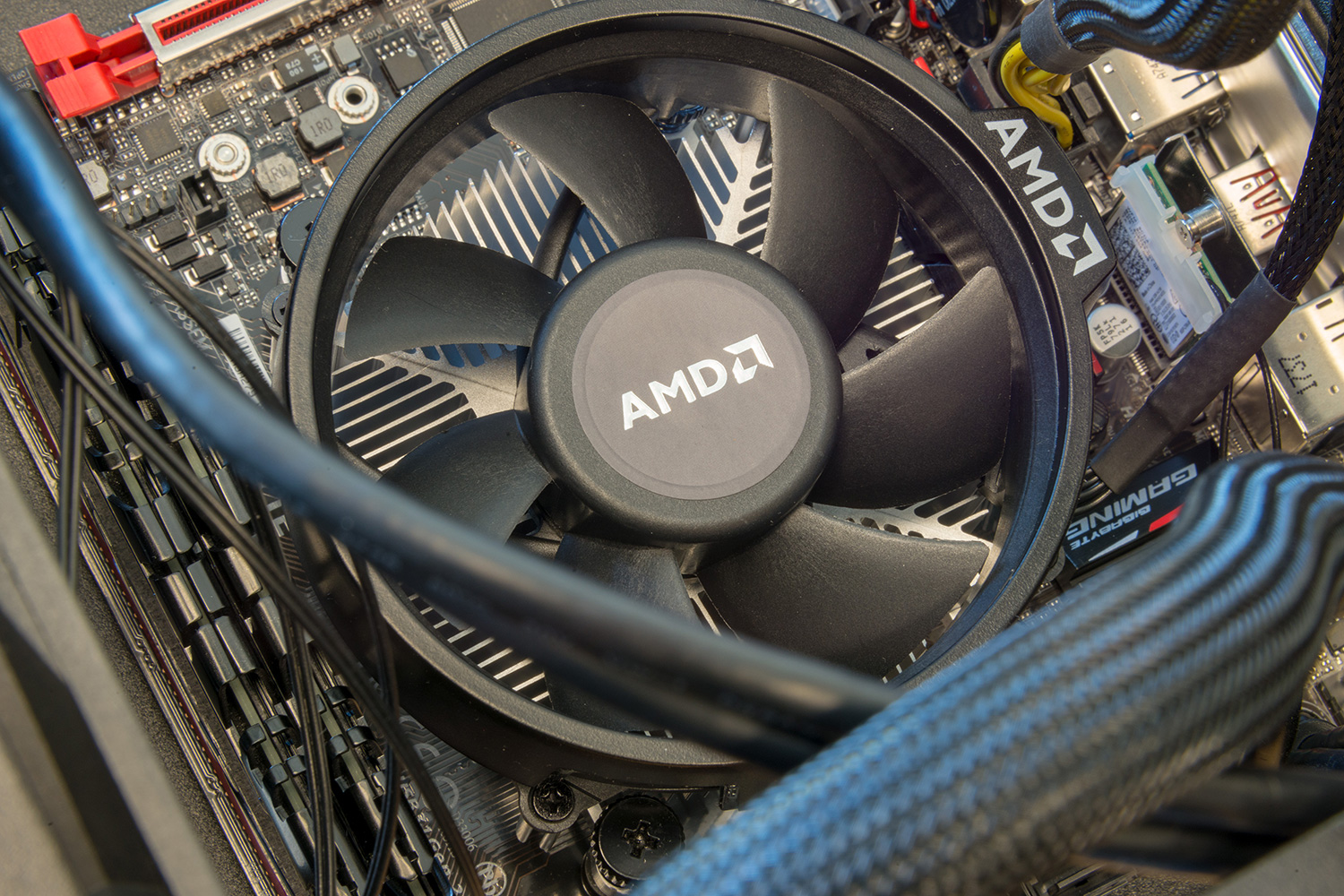 Microsoft confirms 'AMD's upcoming RDNA 2' GPUs will support new DX12