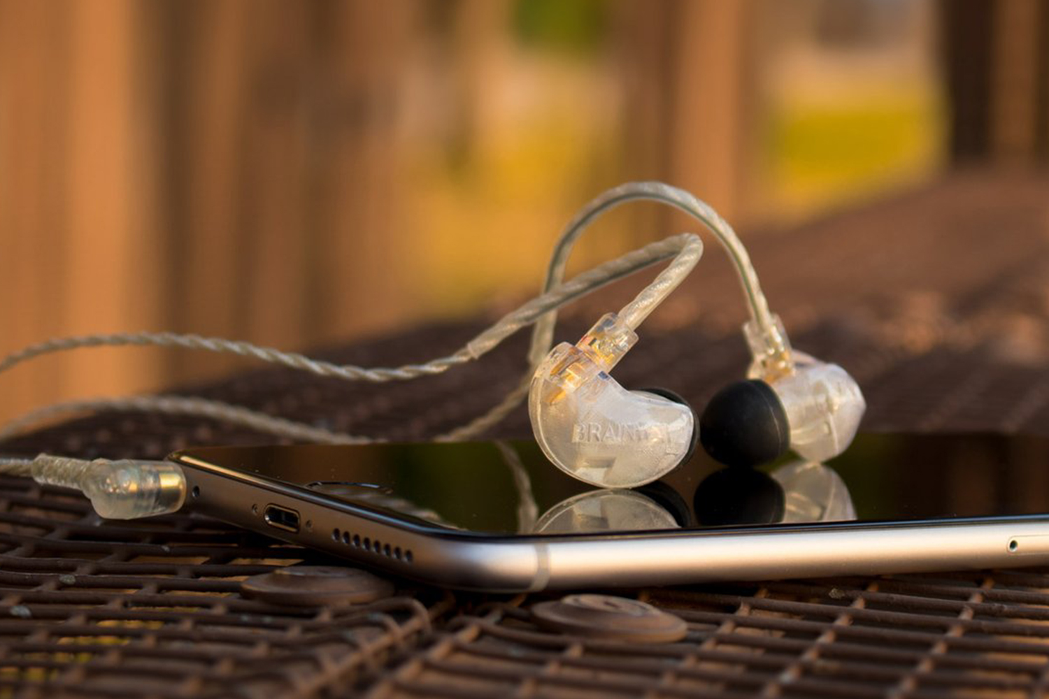 Brainwavz B400 High-Grade Earphones Use 3D Printing | Digital Trends