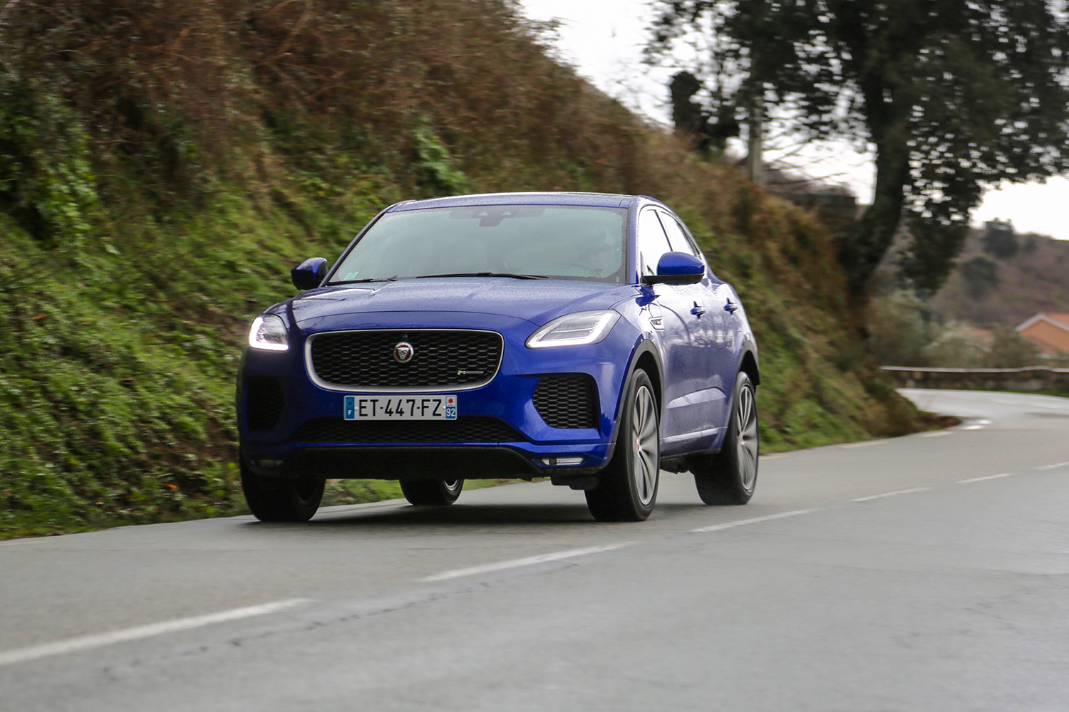 Jaguar e deals pace gas type