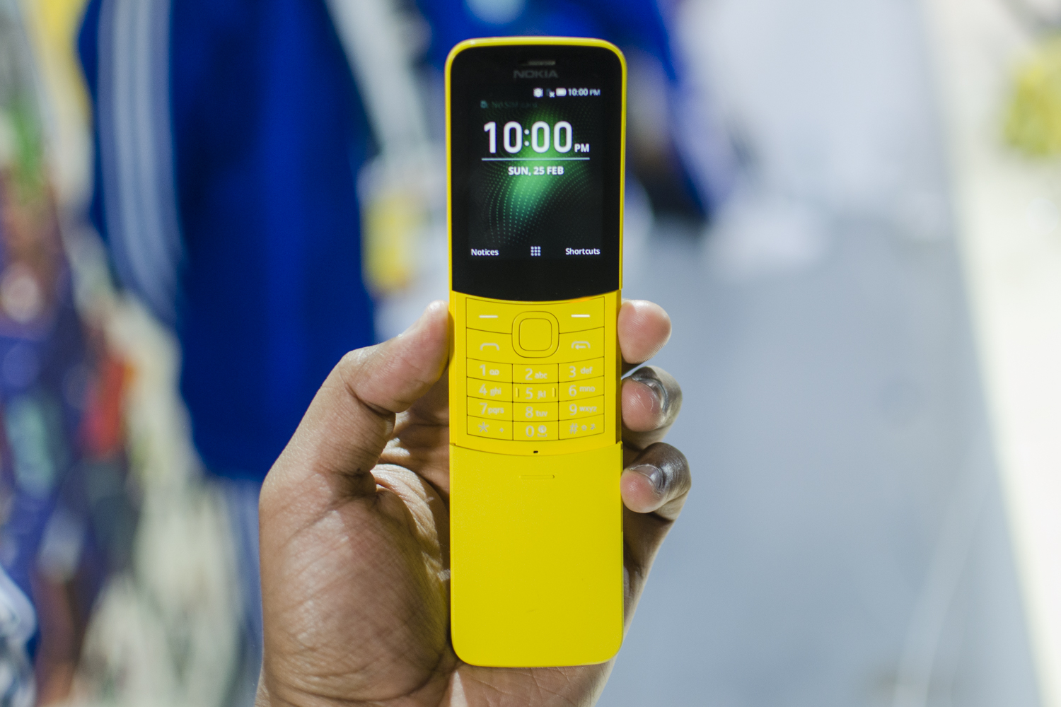 Nokia 8110 4G Hands-on Review | Digital Trends