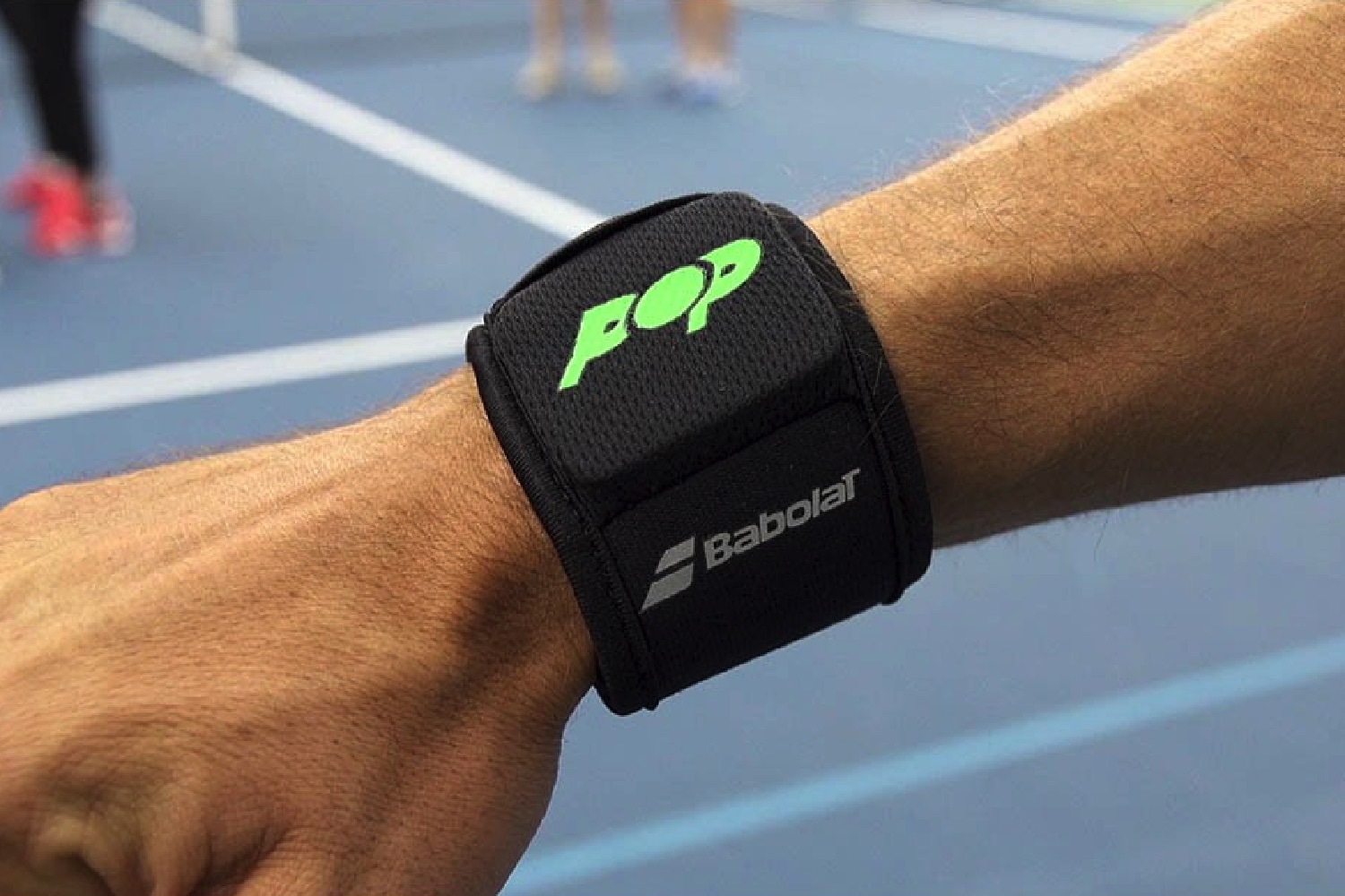 Babolat Pop is a Smart Tennis Tracker That Will Improve Your Game