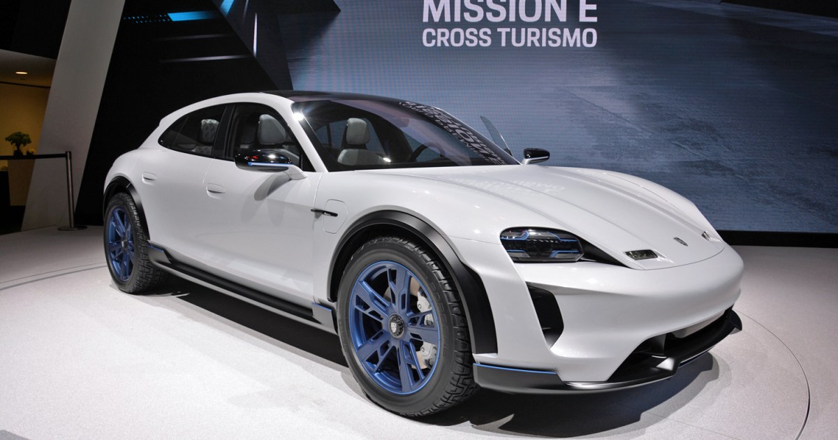 What would the 2020 Porsche Mission E production model look like?