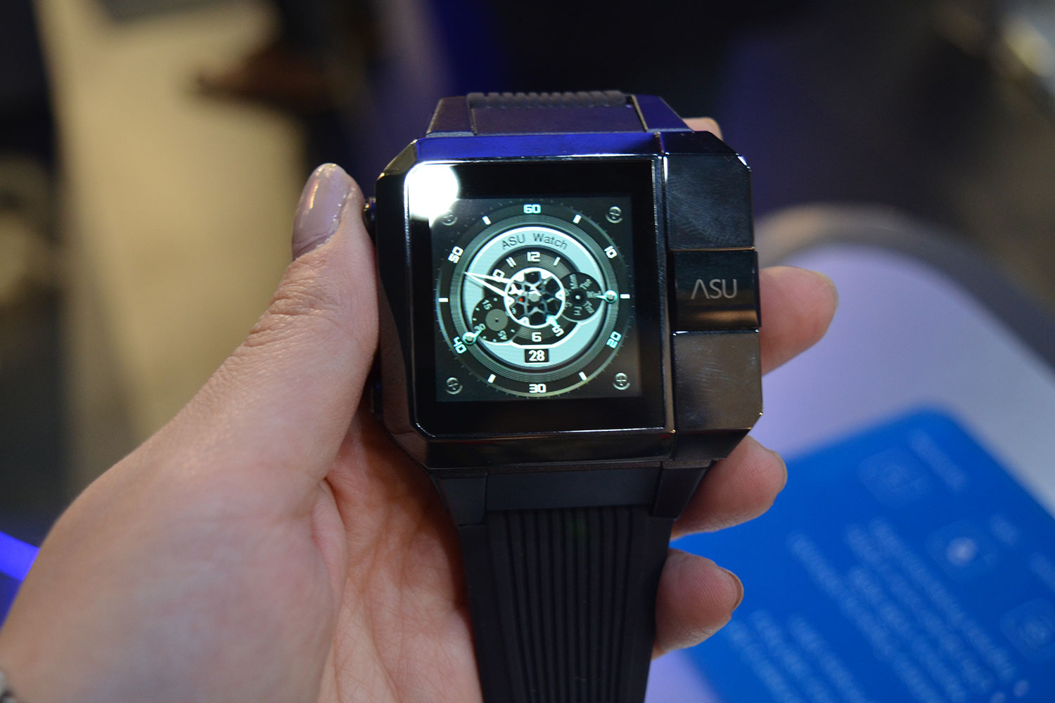 Haier Asu Smartwatch Review | Trends