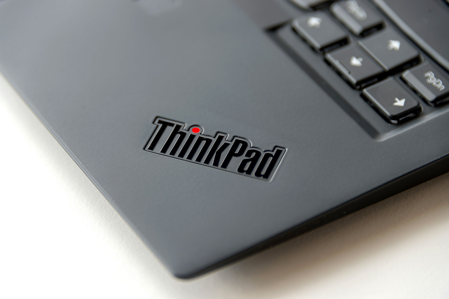 ThinkPad X1 Carbon vs. ThinkPad Z13: Premium ThinkPads | Digital