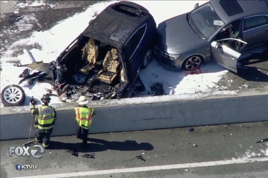 Driver was behind wheel at time of Texas Tesla crash, NTSB says