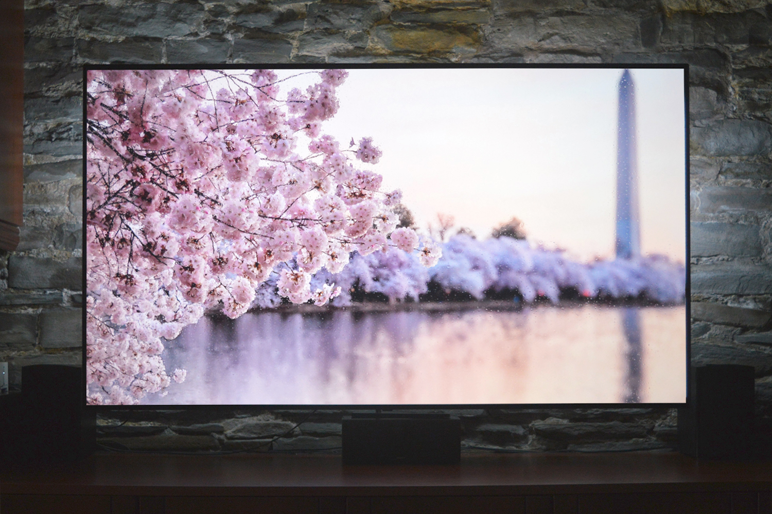 Bloom LED TV: high quality images and size to suit your needs