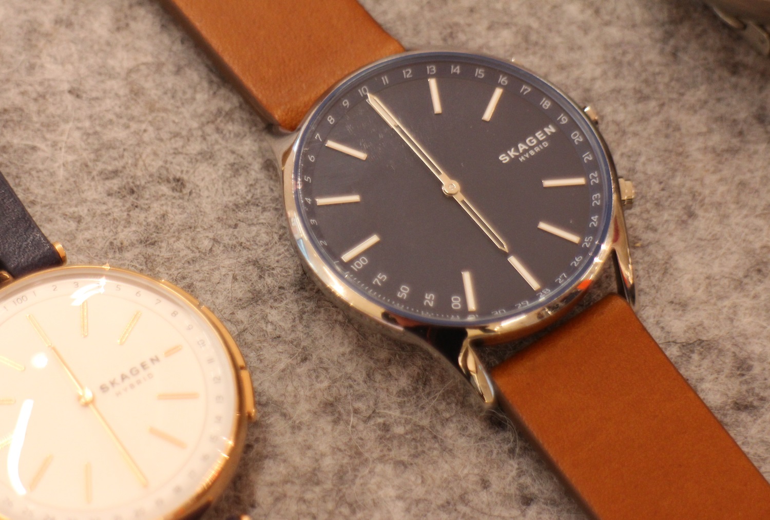 Skagen s New Smartwatch Is Made Of Titanium And It s Lighter Than Air Digital Trends