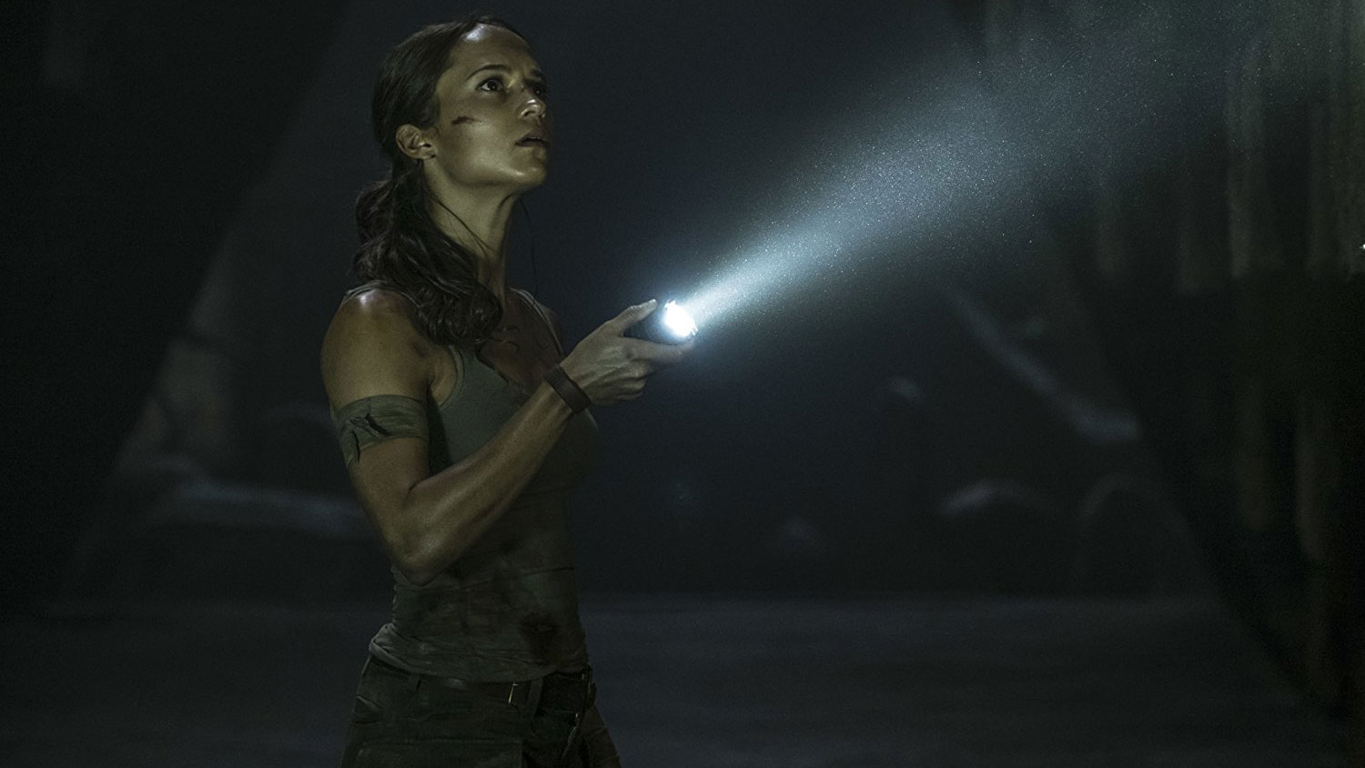 REVIEW: Tomb Raider is a predictable action movie - The HUB