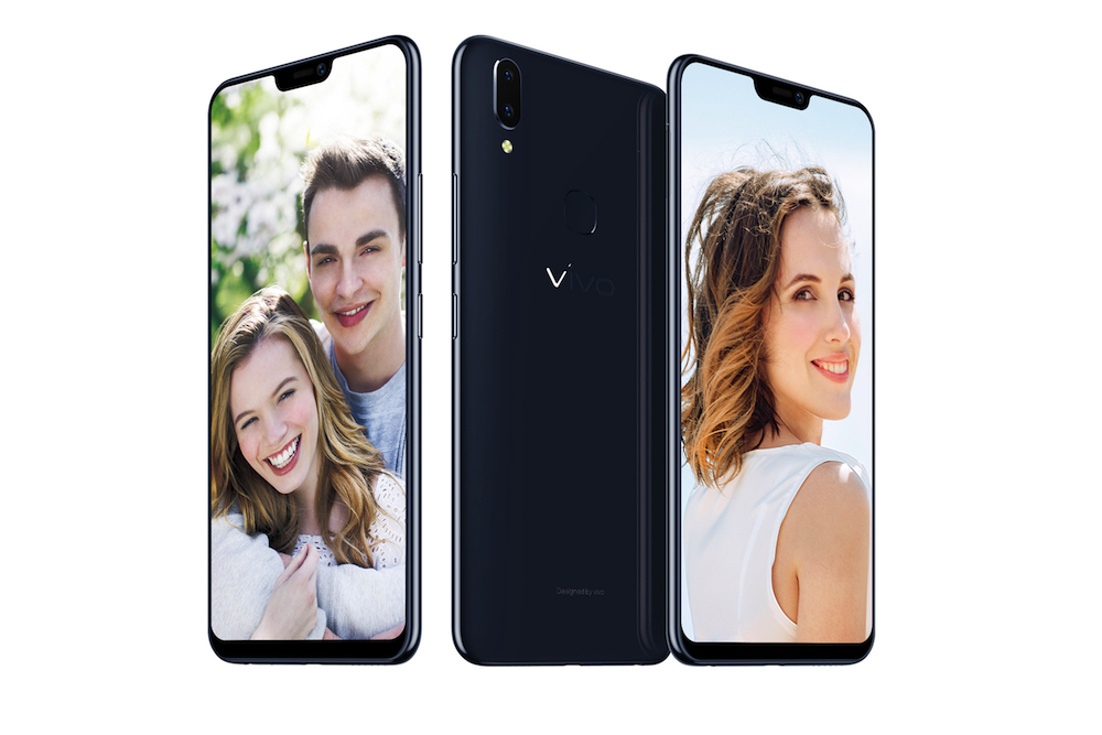 Bạn đang tìm kiếm một chiếc điện thoại để chụp selfie hoàn hảo và đẹp lung linh? Vivo V9 là giải pháp tối ưu cho bạn với tính năng nhận diện khuôn mặt thông minh và siêu phẩm camera trước mang lại chất lượng tuyệt đỉnh. Sở hữu ngay Vivo V9 để tạo nên những bức ảnh selfie đầy ấn tượng và đẳng cấp!