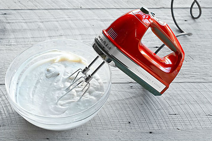 KitchenAid 9-Speed Digital Display Hand Mixer review in 2023